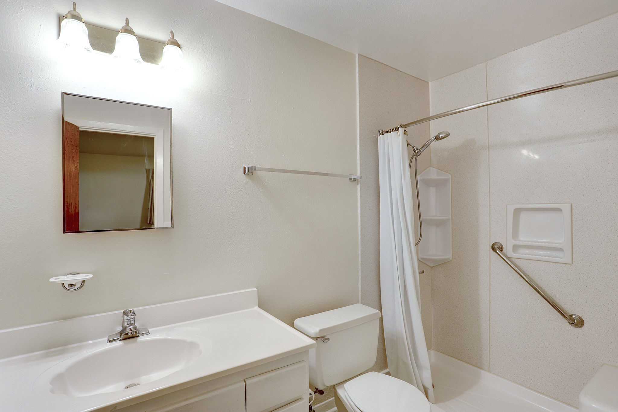 7739 Kensico Road Houston, TX 77036 - Photo 11 of 21 a bathroom with a sink toilet and shower