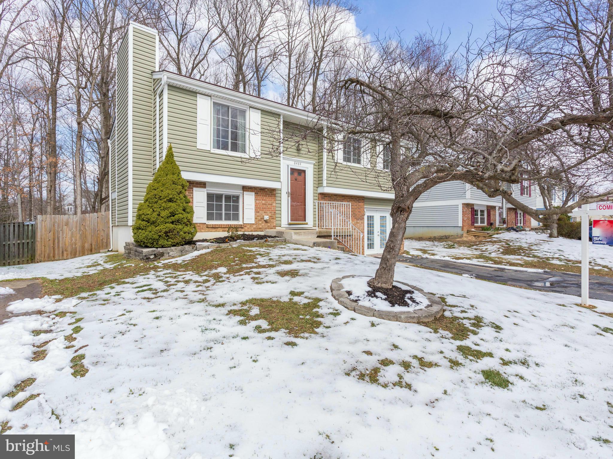 8484 Magic Tree Court Springfield, VA 22153 - Photo 3 of 30 Exterior (Front)