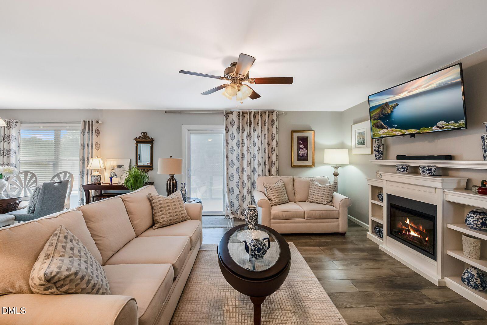 303 Center Church Road Sanford, NC 27330 - Photo 9 of 24 303 lr 1