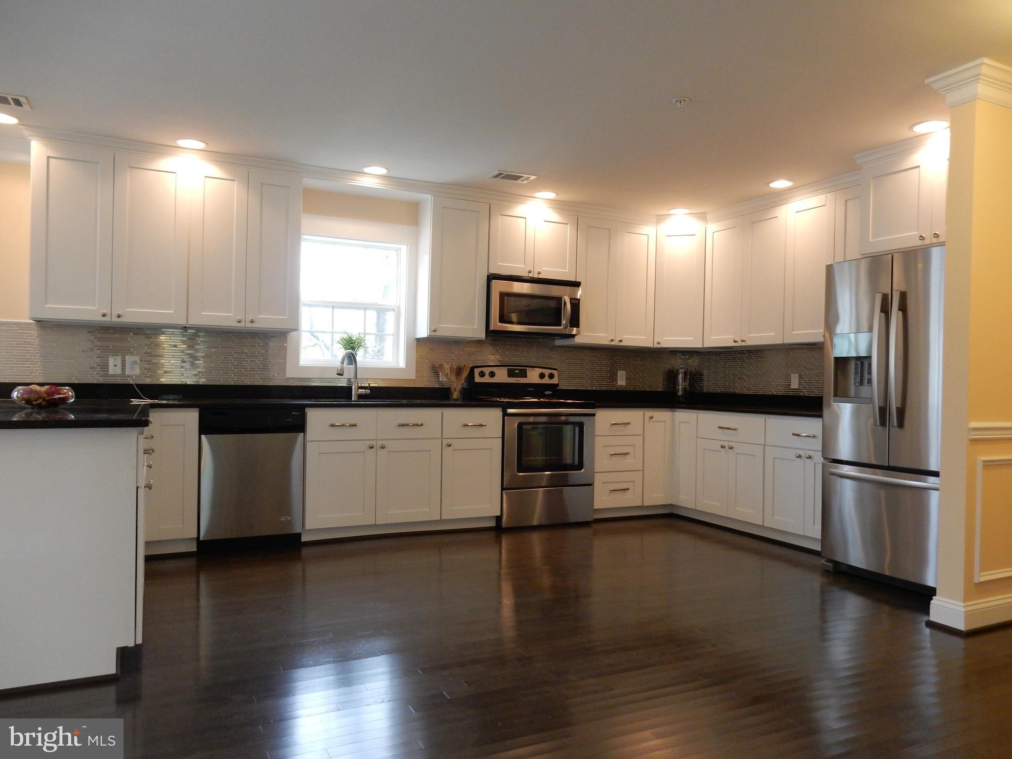 4118 Maple Road Morningside, MD 20746 - Photo 4 of 28 Kitchen