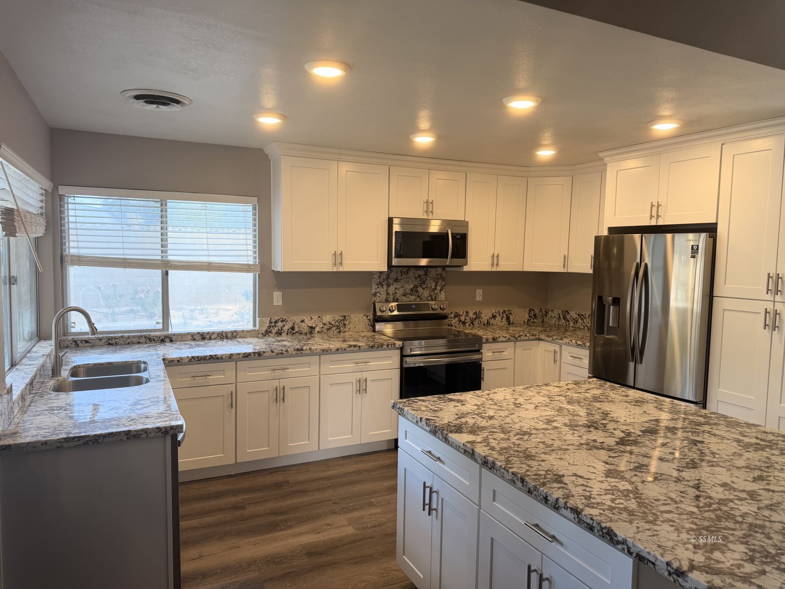 912 Jessica Street Ridgecrest, CA 93555 - Photo 6 of 22