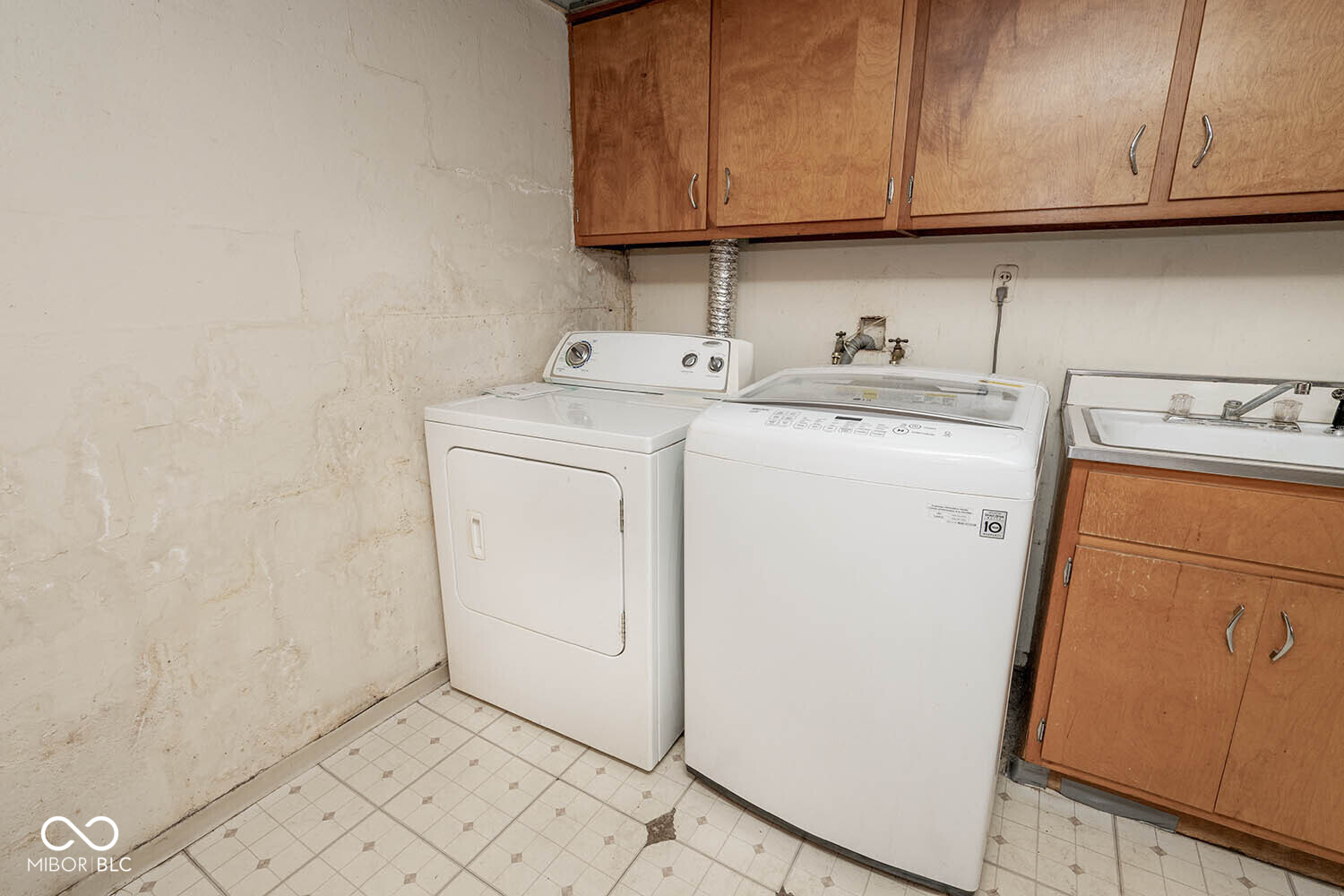 6220 Bramshaw Road Indianapolis, IN 46220 - Photo 36 of 42 Gallery Image 36
