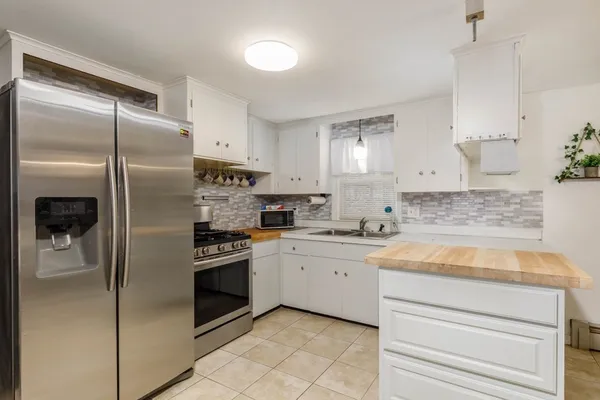 $388,900 | 41 Senna Road, Fitchburg, MA 01420