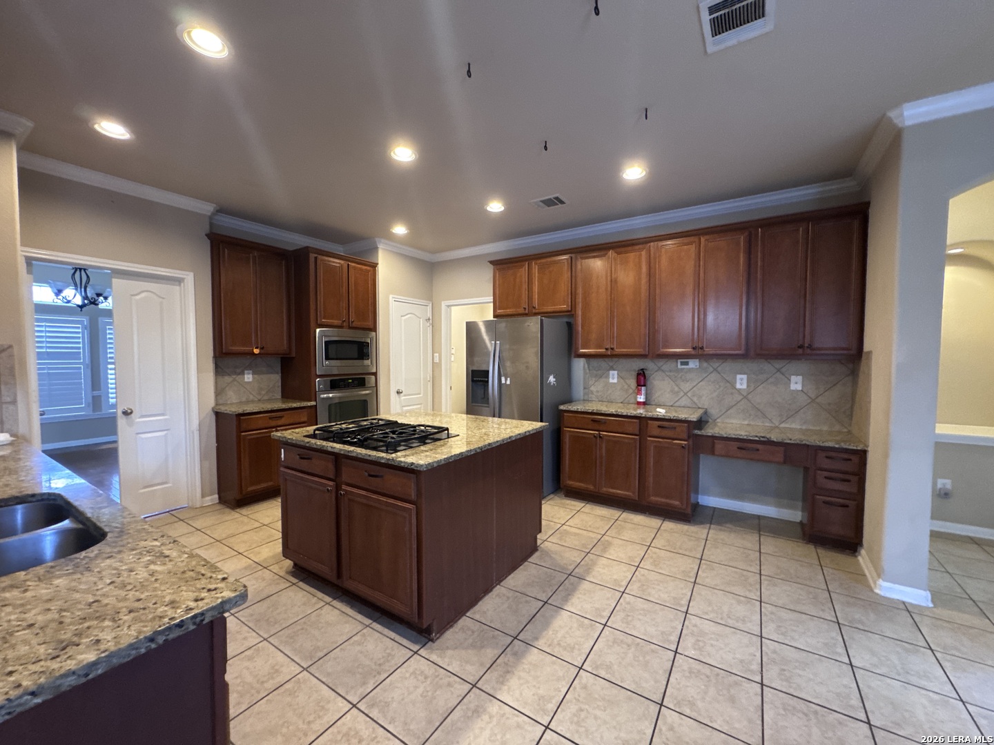 8707 Roswell Ridge Helotes, TX 78023 - Photo 6 of 19
