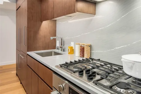 $519,000 | 121 Stewart Street, Unit 1305, Seattle, WA 98101