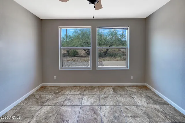 $370,000 | 2738 North Calle Tercero, Huachuca City, AZ 85616