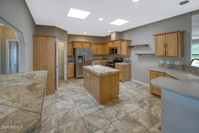 $370,000 | 2738 North Calle Tercero, Huachuca City, AZ 85616