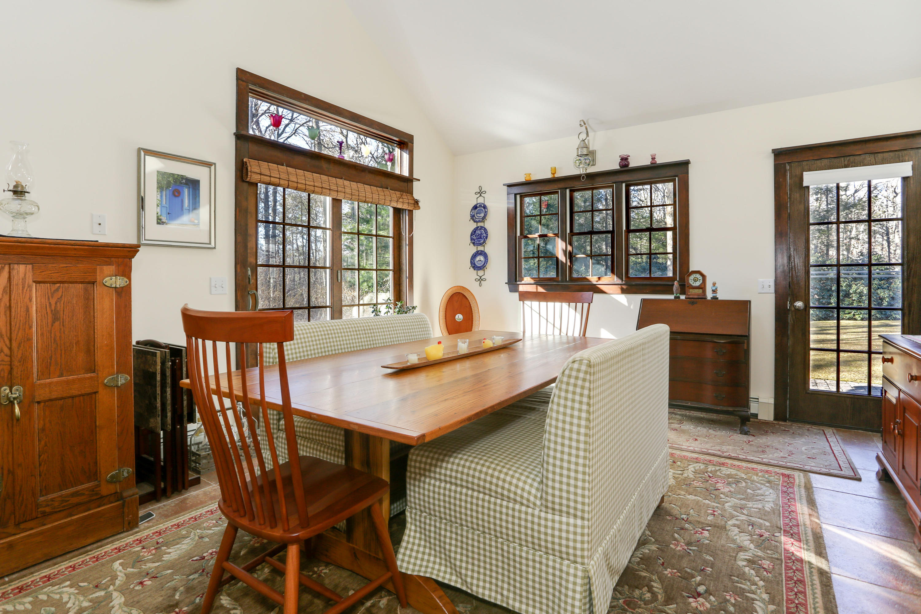81 Pinkham Road Sandwich, MA 02563 - Photo 12 of 42 81PinLR-13
