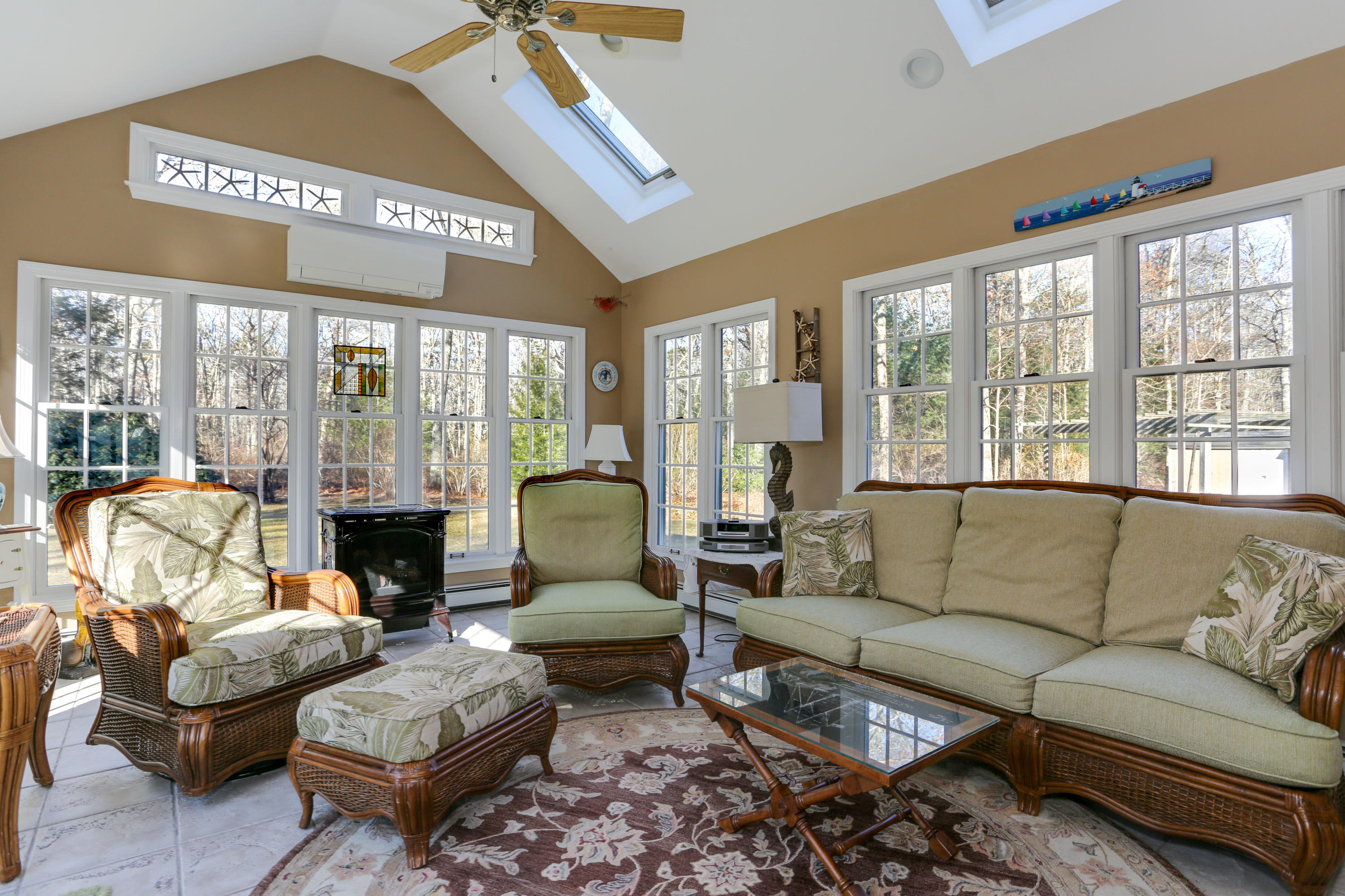 81 Pinkham Road Sandwich, MA 02563 - Photo 14 of 42 81PinLR-15