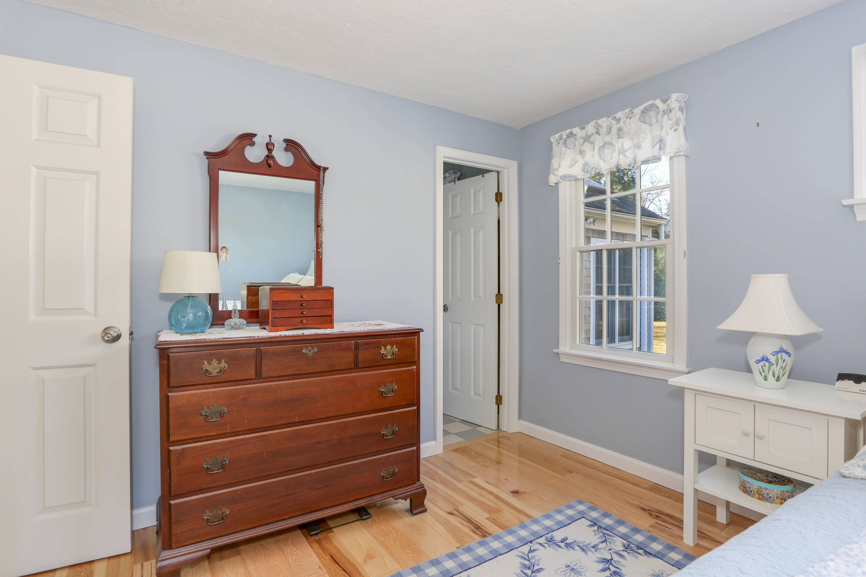 81 Pinkham Road Sandwich, MA 02563 - Photo 24 of 42 81PinLR-25