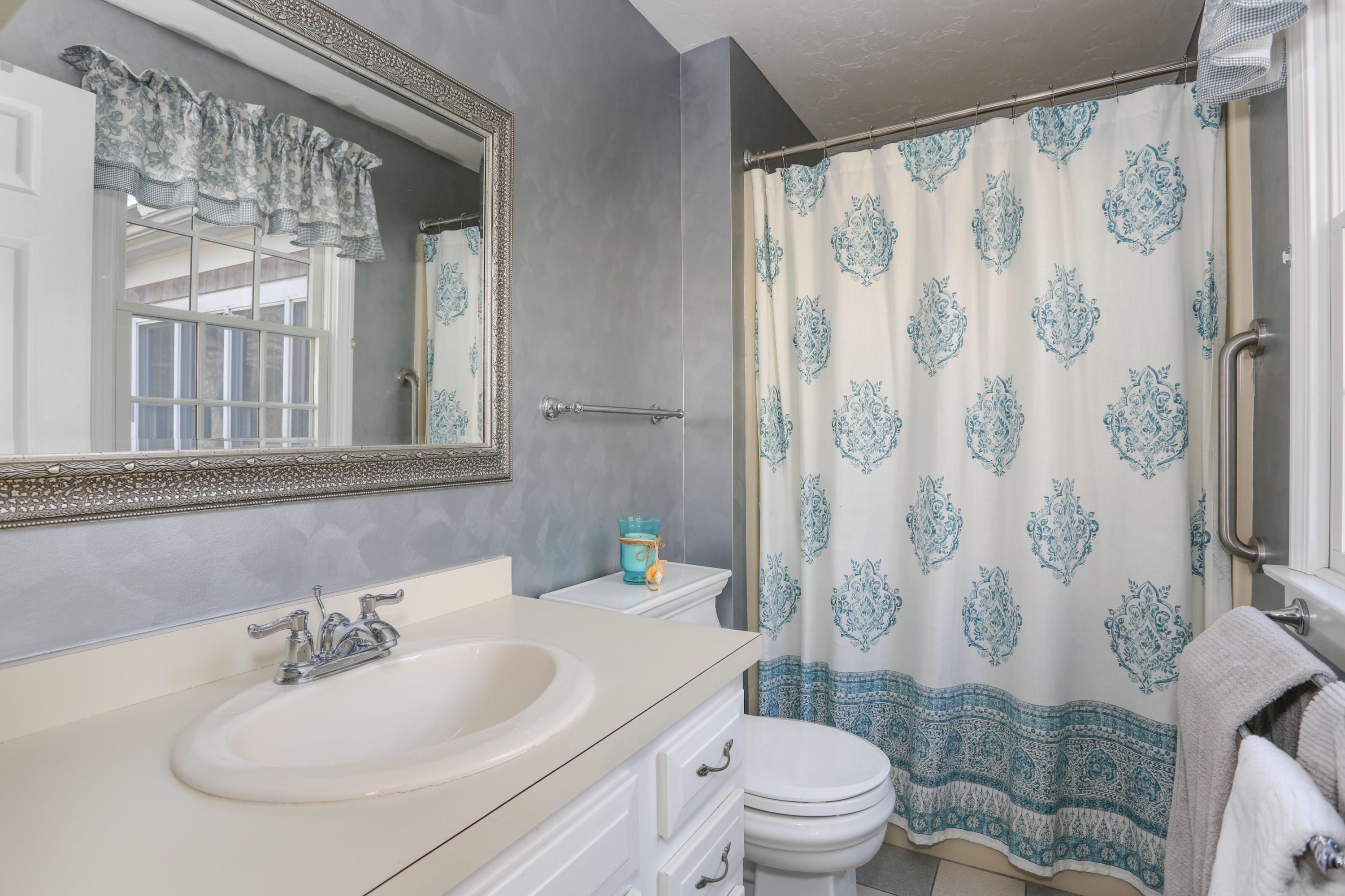 81 Pinkham Road Sandwich, MA 02563 - Photo 25 of 42 81PinLR-26