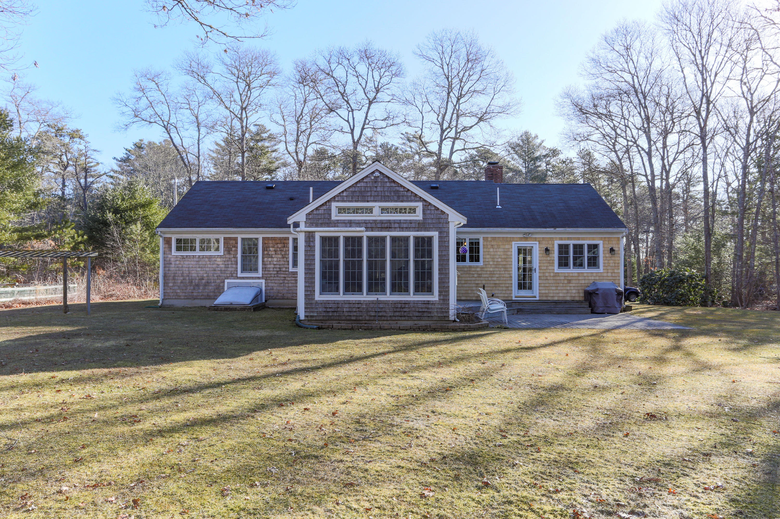 81 Pinkham Road Sandwich, MA 02563 - Photo 34 of 42 81PinLR-35