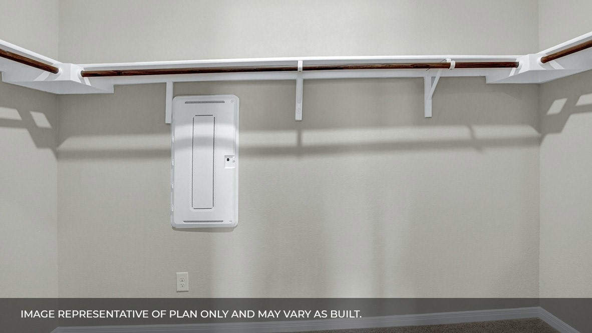 407 Robin Court Angleton, TX 77515 - Photo 11 of 22 a view of small space