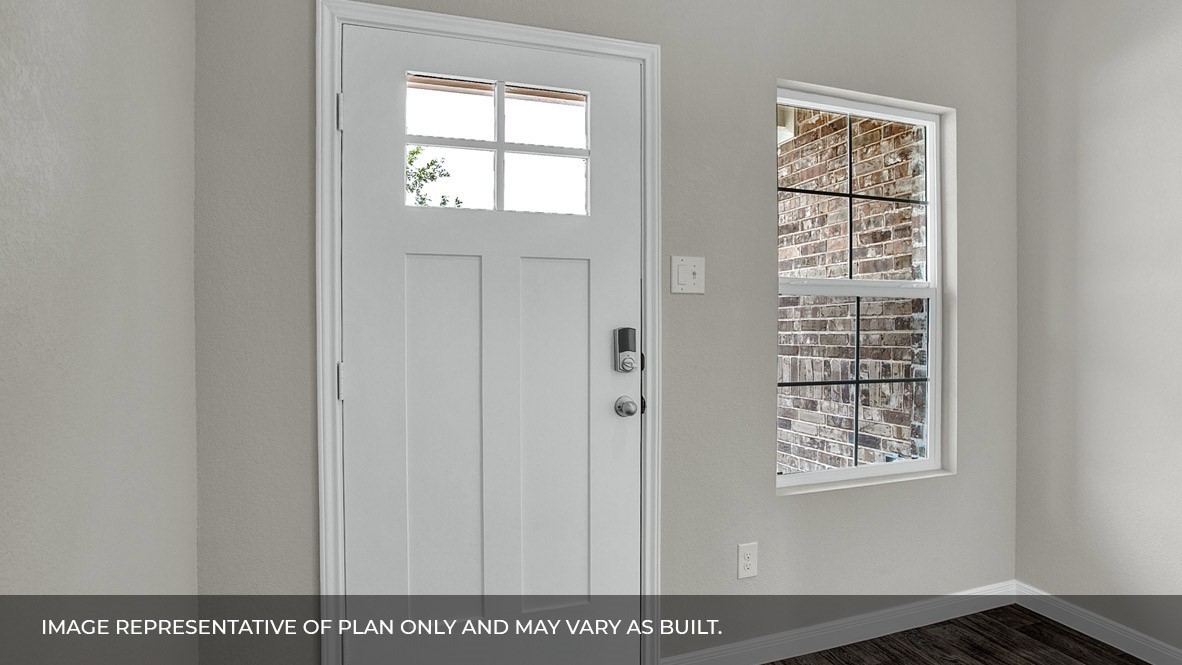 407 Robin Court Angleton, TX 77515 - Photo 2 of 22 an empty room with windows