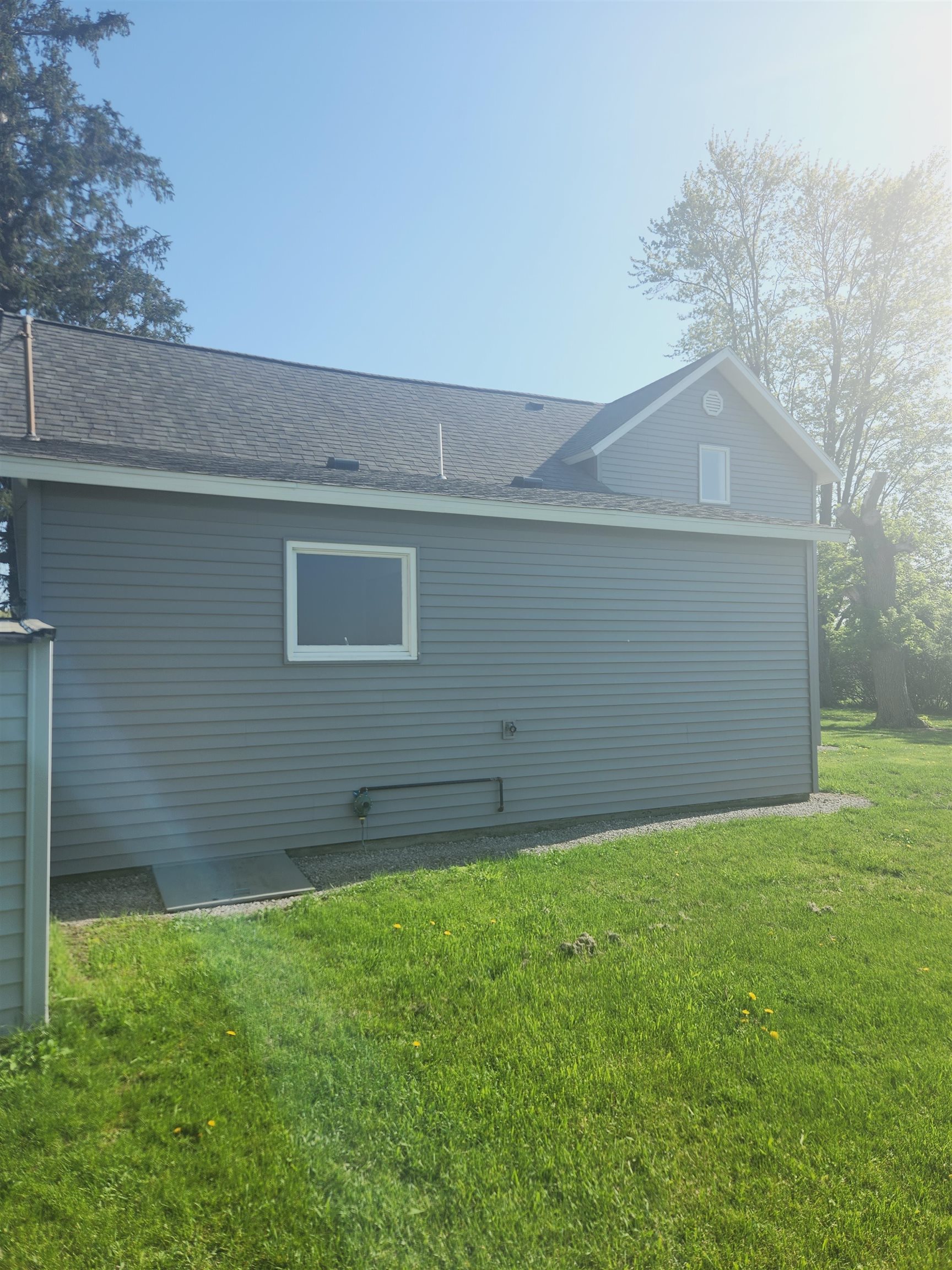 7223 East Tyler Road Breckenridge, MI 48615 - Photo 2 of 22 1910854-1.JPG