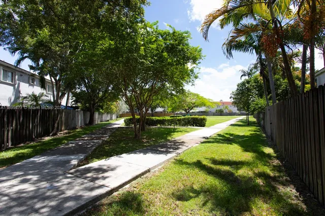 $3,200 | 14219 Southwest 126th Place, Miami, FL 33186