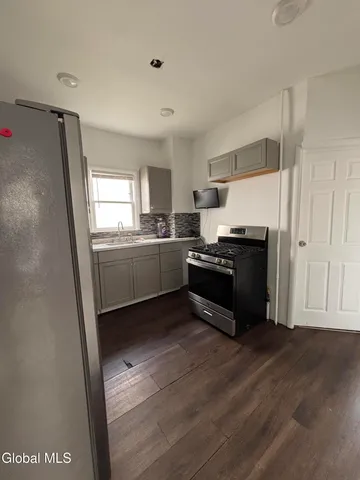 $265,000 | 9 Pennsylvania Avenue, Albany, NY 12206