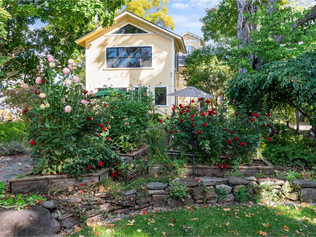 49 Mansfield Avenue Burlington, VT 05401 - Photo 2 of 59