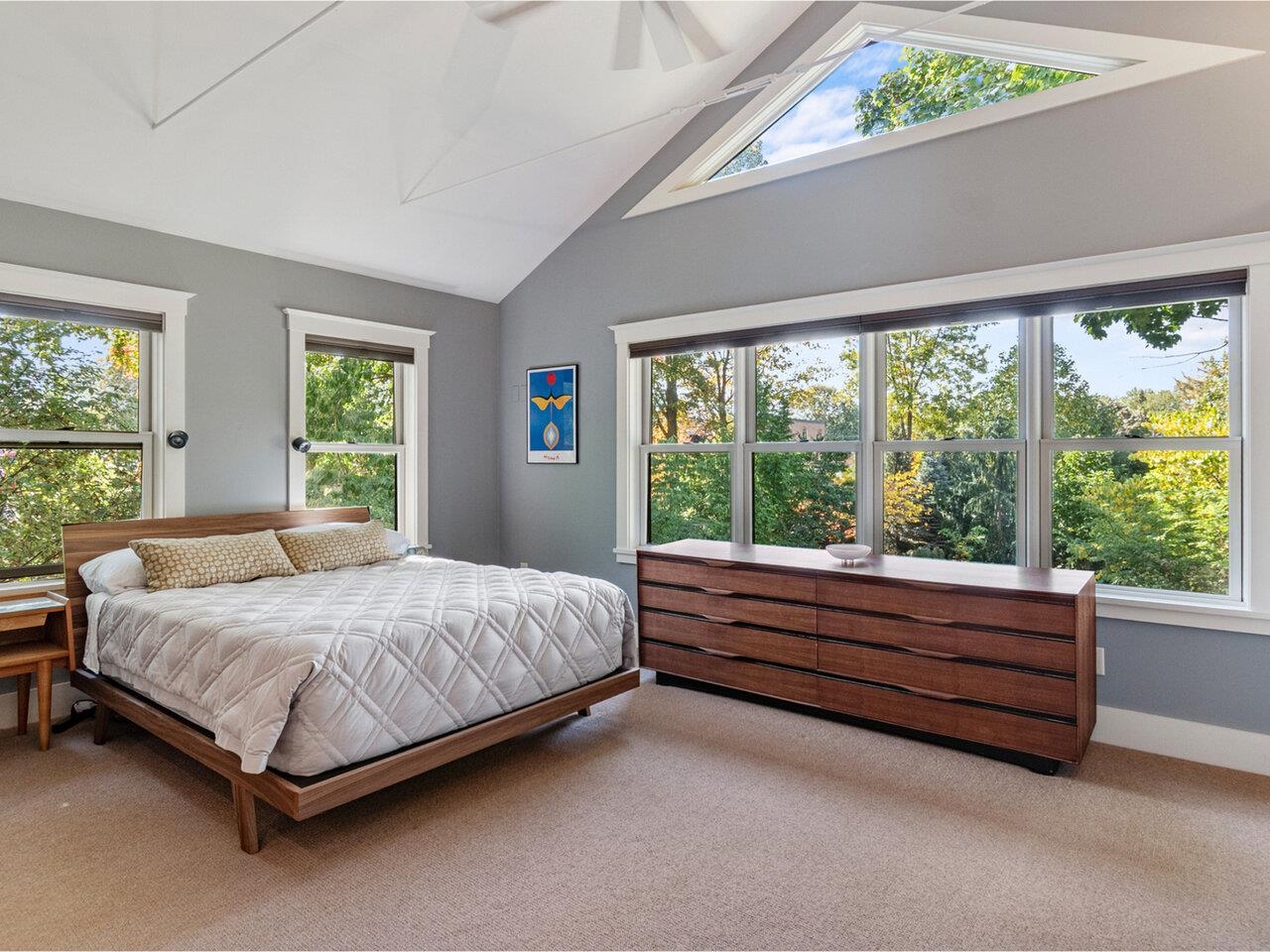 49 Mansfield Avenue Burlington, VT 05401 - Photo 27 of 59