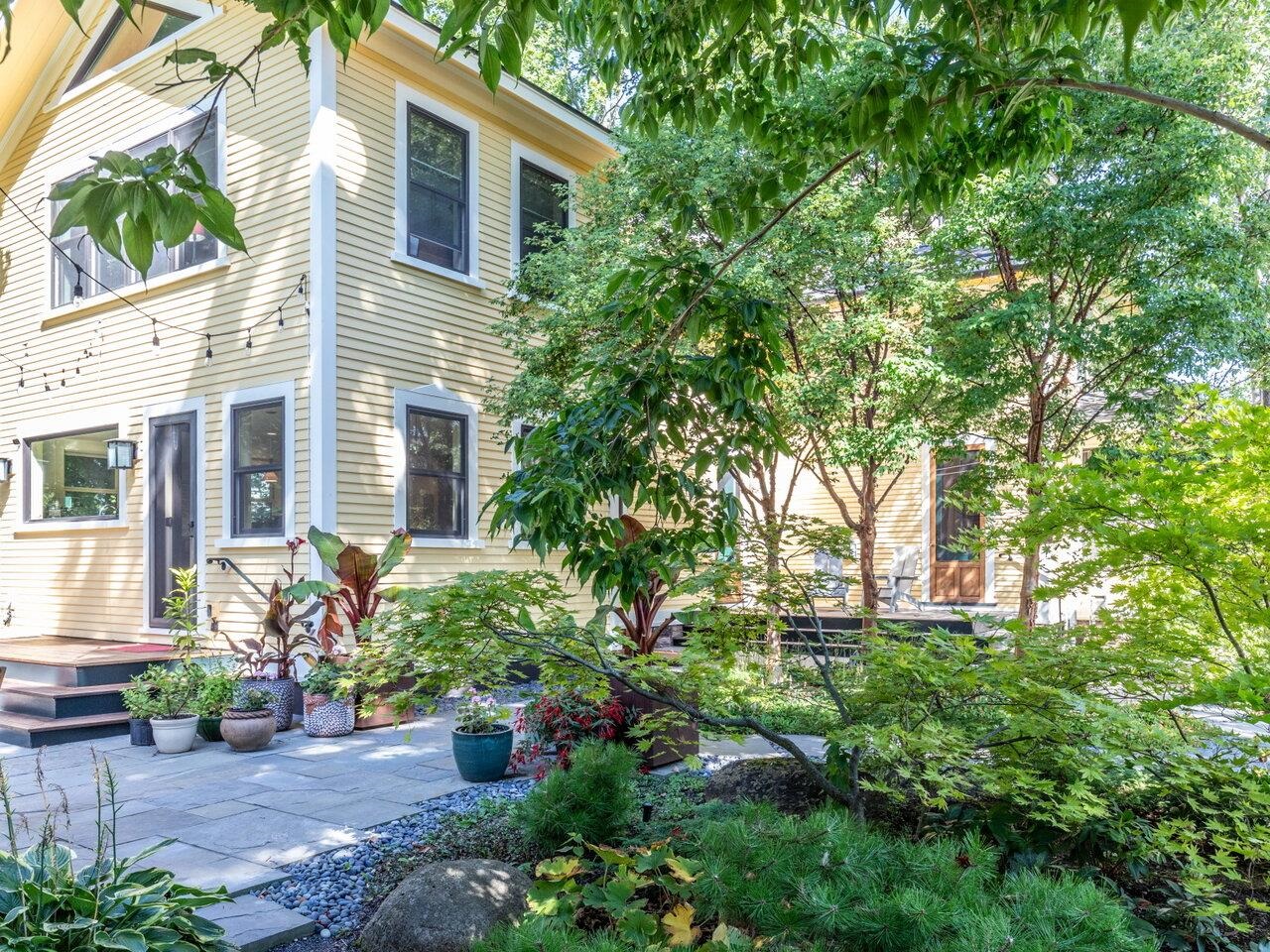 49 Mansfield Avenue Burlington, VT 05401 - Photo 40 of 59