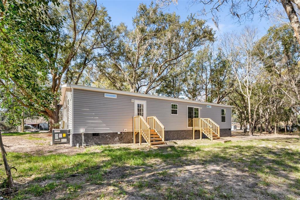 4981 Southwest 69th Street Gainesville, FL 32608 - Photo 4 of 26