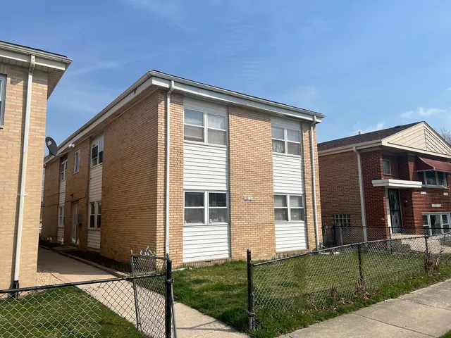 $1,550 | 5305 South 72nd Court, Unit 4, Summit, IL 60501