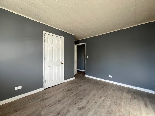 $1,550 | 5305 South 72nd Court, Unit 4, Summit, IL 60501