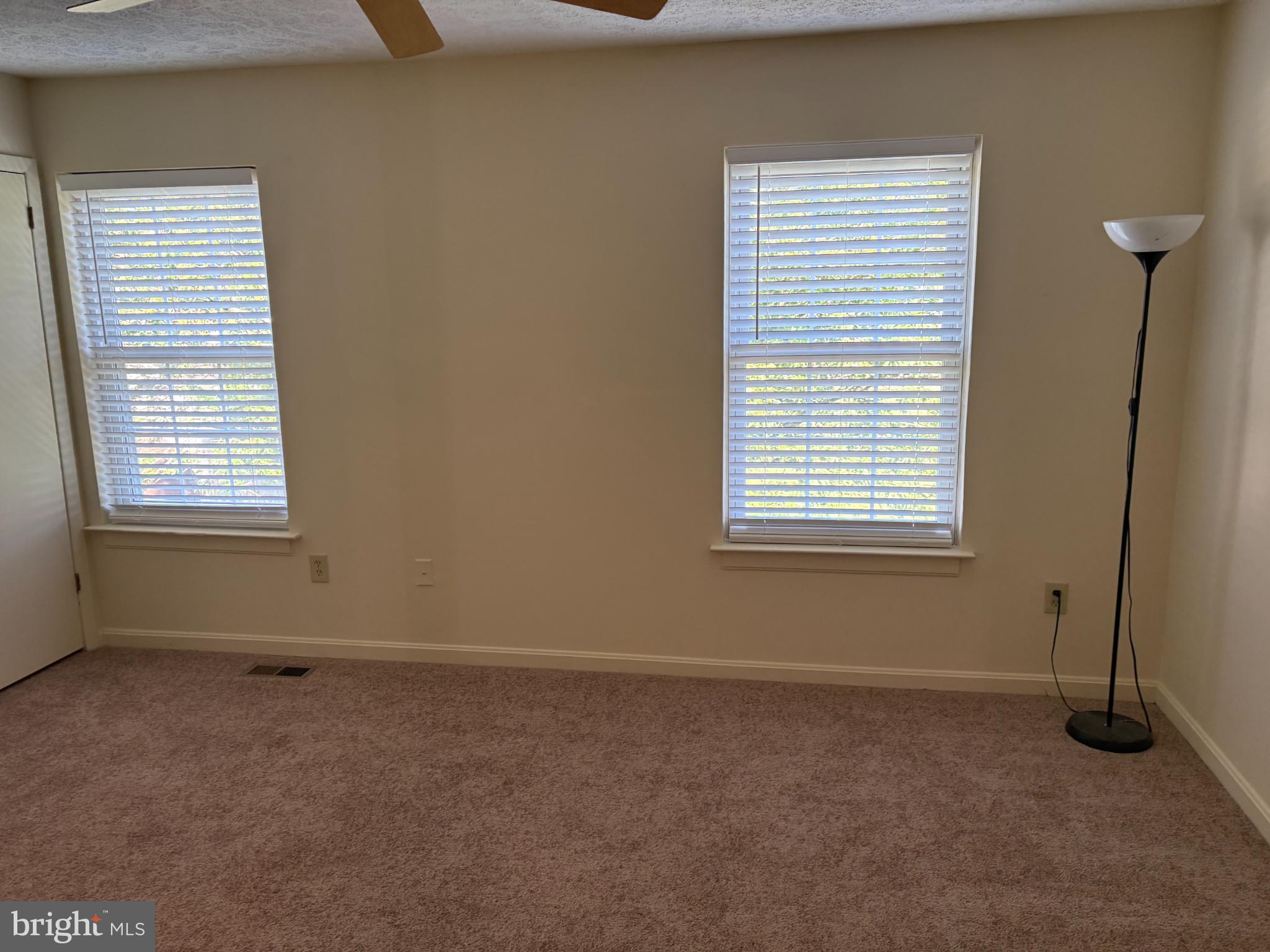 4342 Downs Square Belcamp, MD 21017 - Photo 22 of 30 a room that has a window in it
