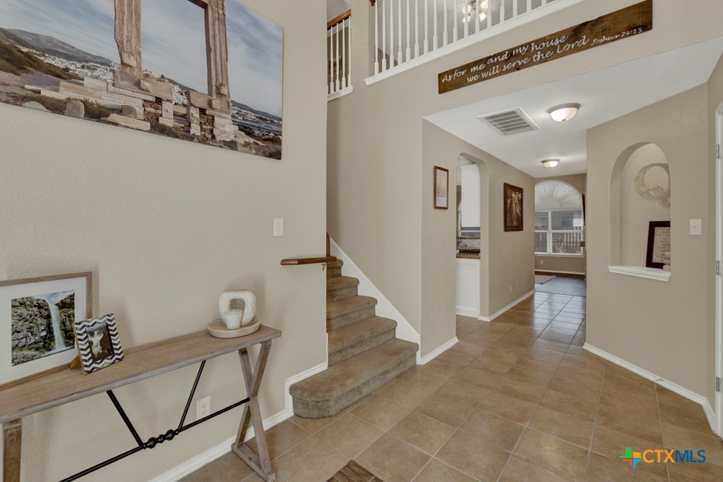 716 Hollow Ridge Schertz, TX 78108 - Photo 11 of 41