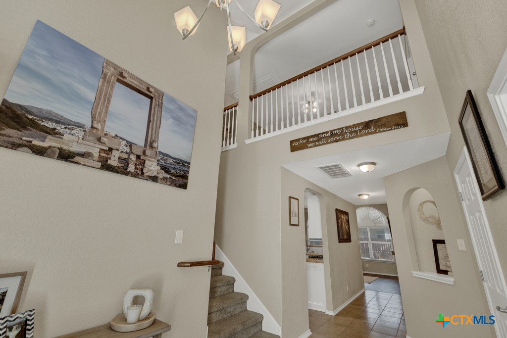 716 Hollow Ridge Schertz, TX 78108 - Photo 14 of 41