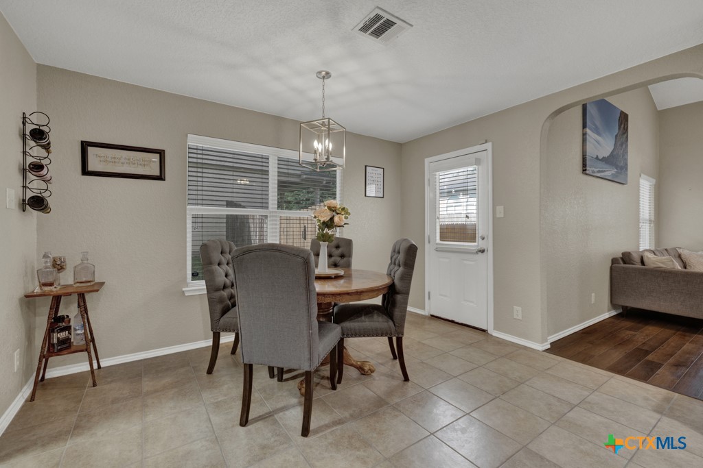 716 Hollow Ridge Schertz, TX 78108 - Photo 20 of 41