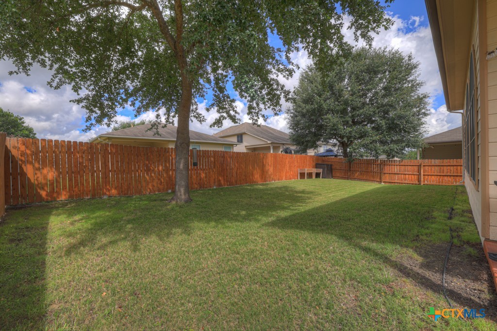 716 Hollow Ridge Schertz, TX 78108 - Photo 35 of 41