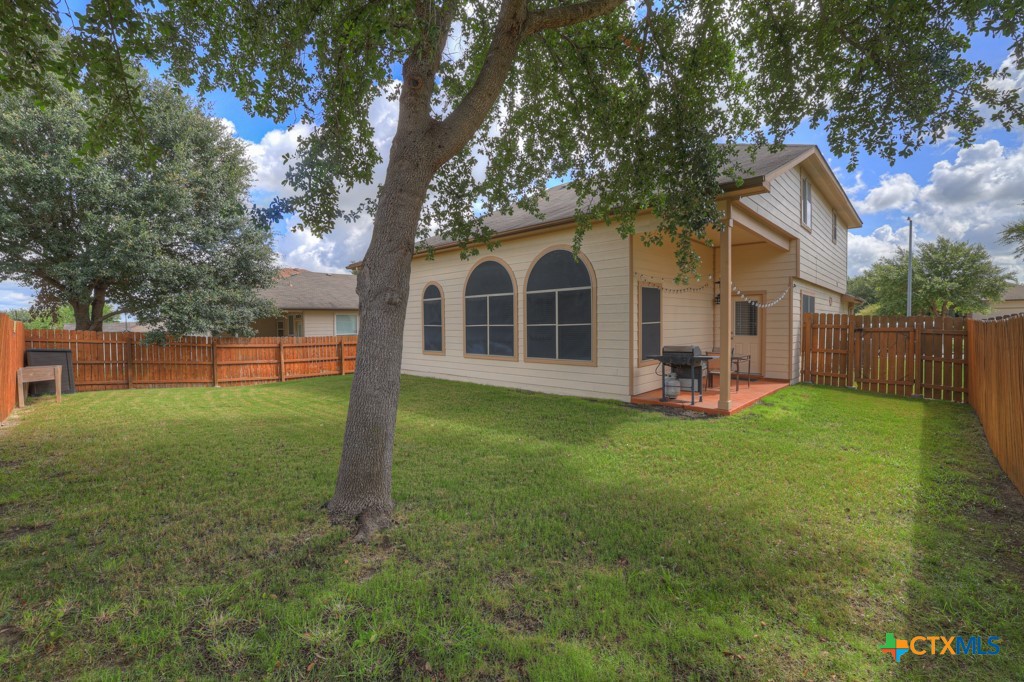 716 Hollow Ridge Schertz, TX 78108 - Photo 38 of 41