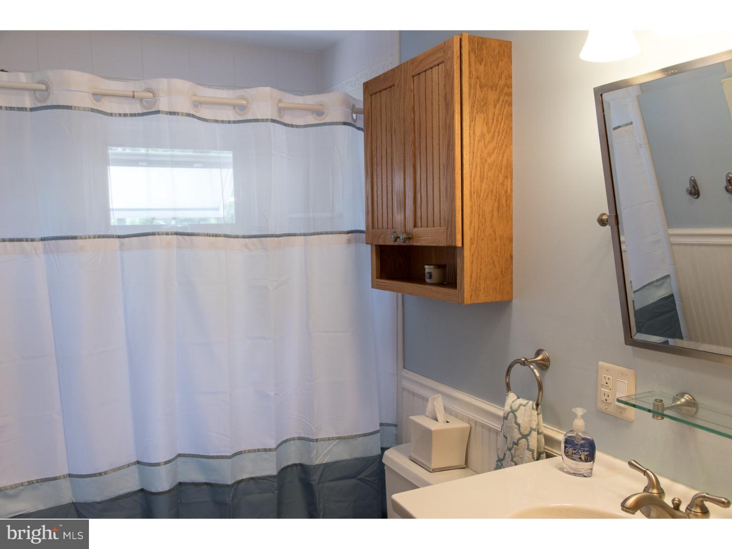 270 Lenni Road Media, PA 19063 - Photo 11 of 25 Bathroom