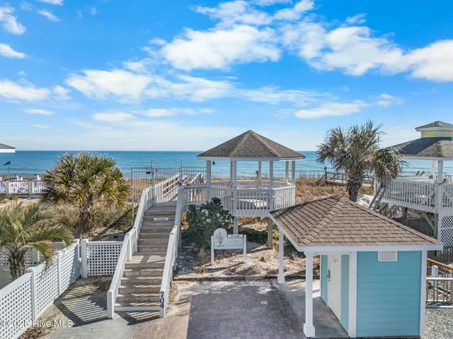 $950,000 | 737 Fort Fisher Boulevard North, Kure Beach, NC 28449