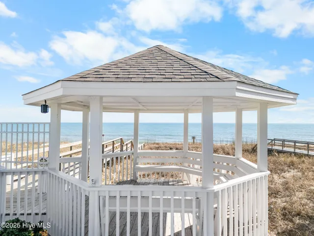$950,000 | 737 Fort Fisher Boulevard North, Kure Beach, NC 28449
