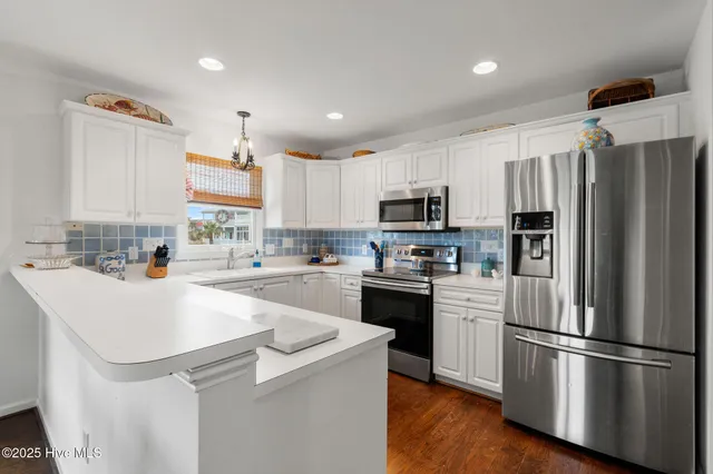 $950,000 | 737 Fort Fisher Boulevard North, Kure Beach, NC 28449