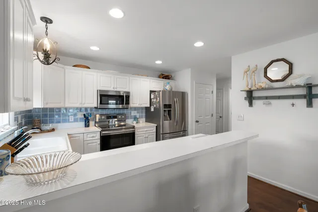 $950,000 | 737 Fort Fisher Boulevard North, Kure Beach, NC 28449