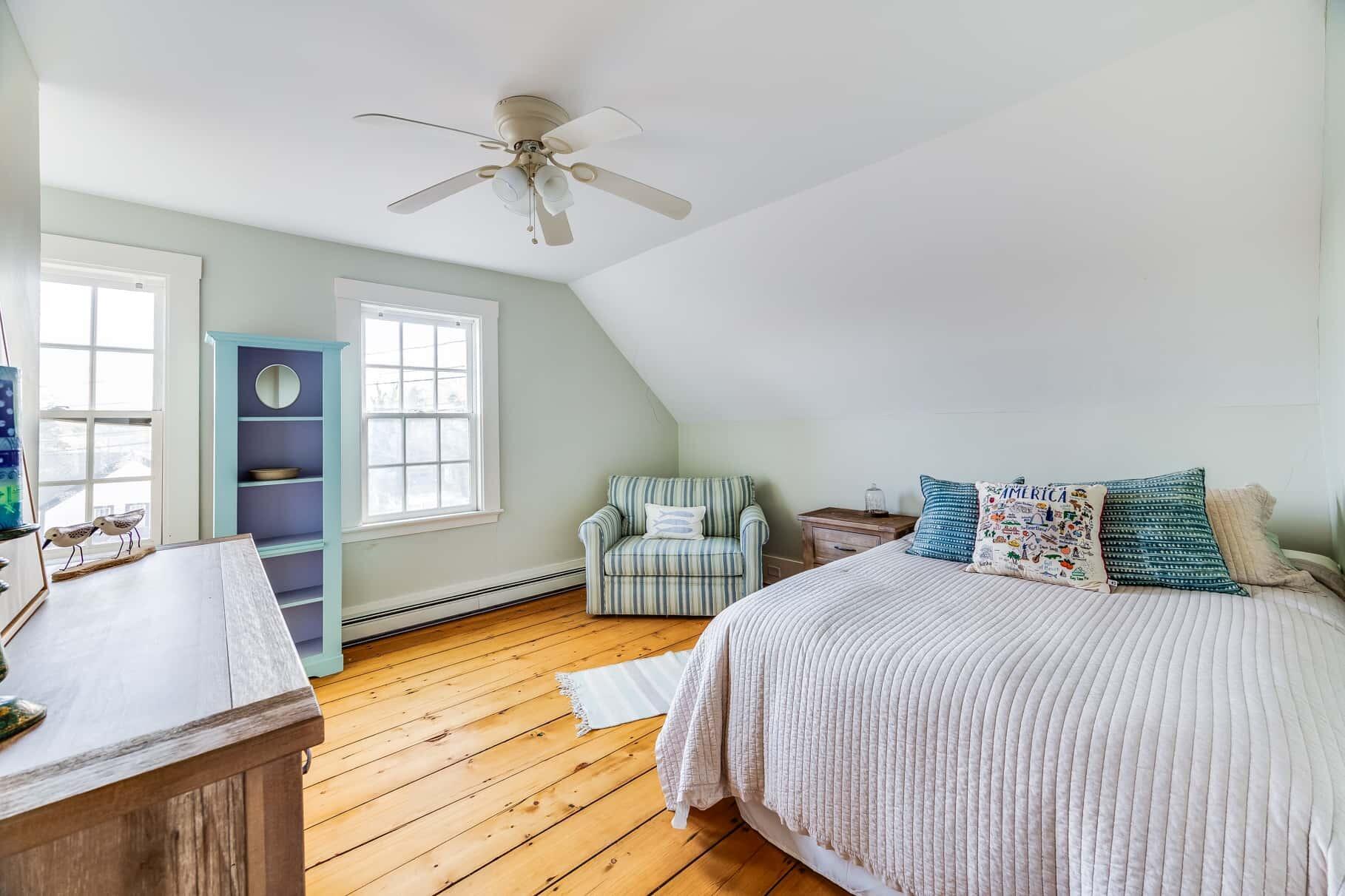 10 Bank Street Wellfleet, MA 02667 - Photo 22 of 49 028