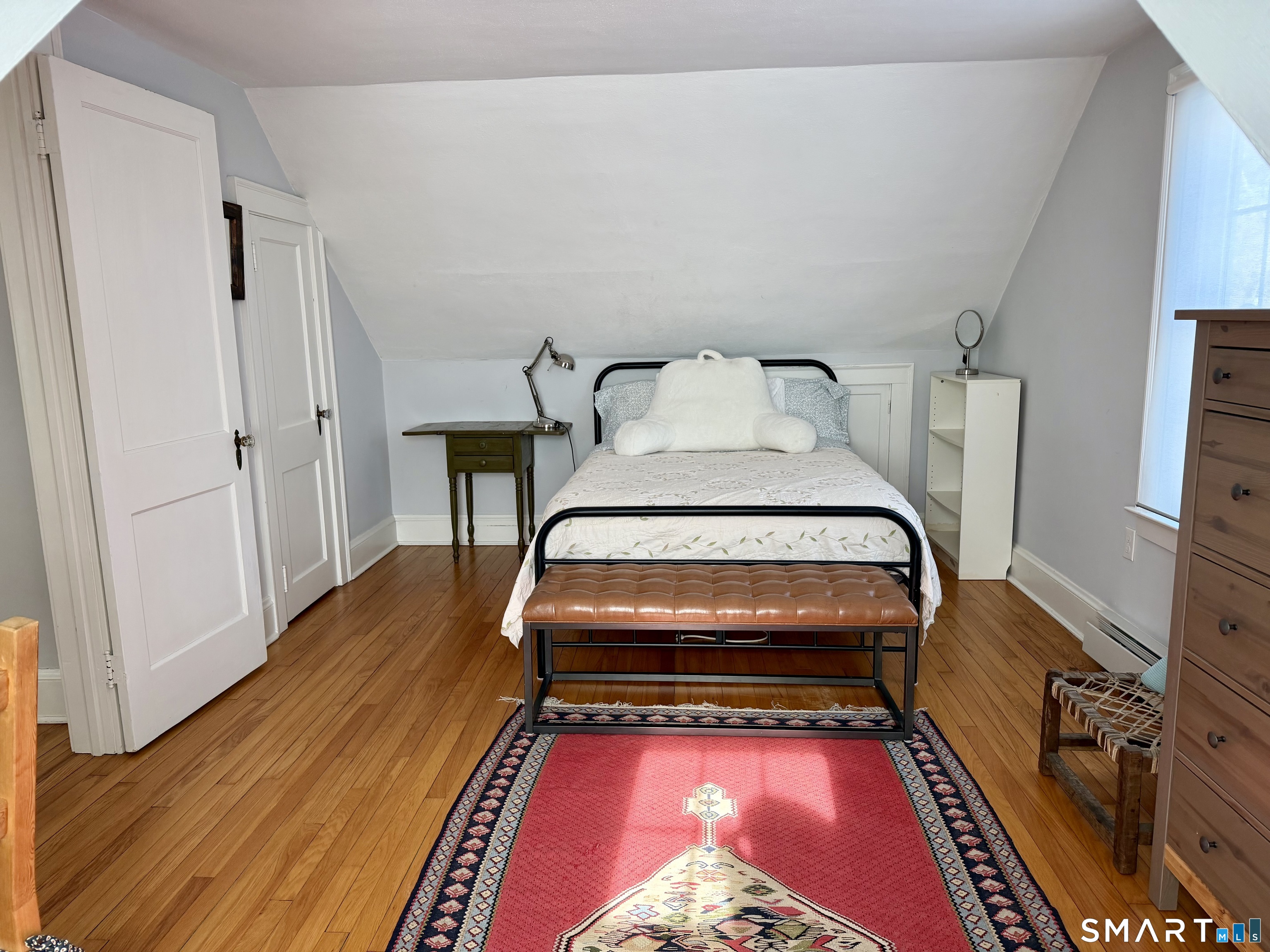 43 Neck Road Madison, CT 06443 - Photo 26 of 33 2nd Floor Full Bath.