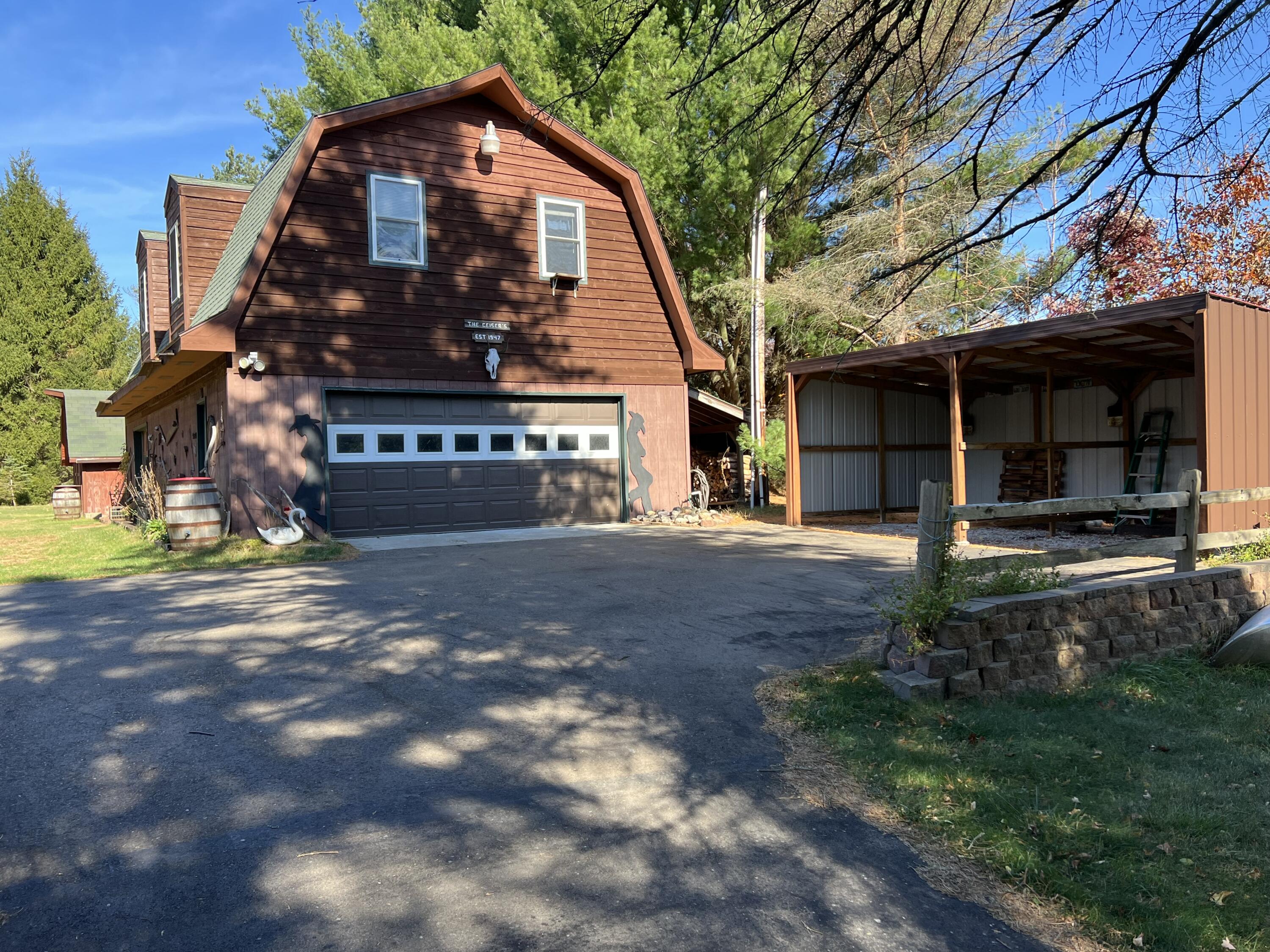 4259 Hagar Shore Road Coloma, MI 49038 - Photo 3 of 125 IMG_2185