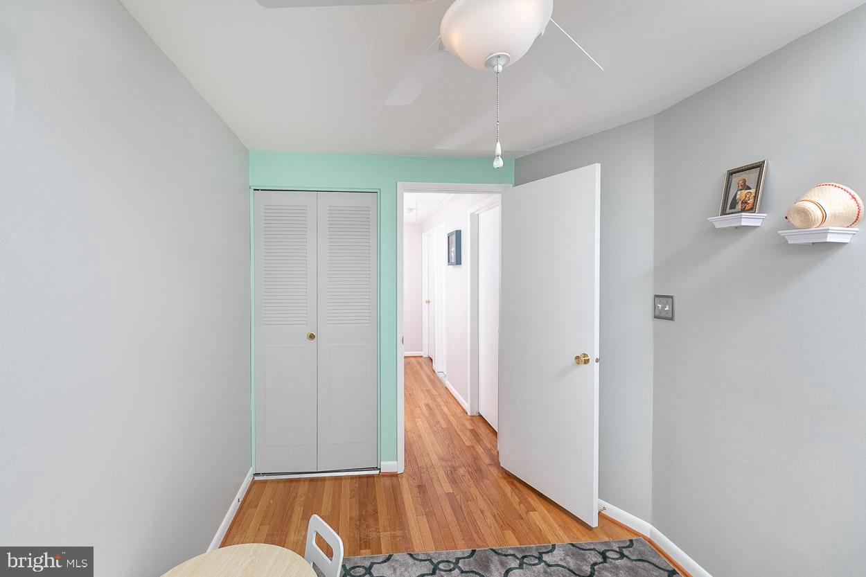 5654 Braxfield Road Baltimore, MD 21227 - Photo 23 of 32