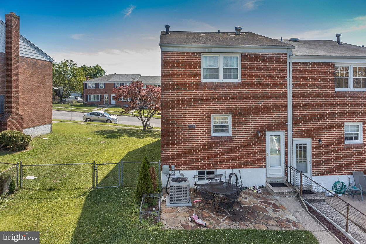 5654 Braxfield Road Baltimore, MD 21227 - Photo 30 of 32