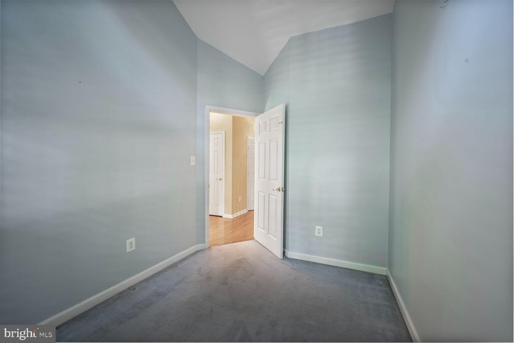 370 Hart Road Gaithersburg, MD 20878 - Photo 20 of 40 Bonus Room - third bedroom, nursery, or office