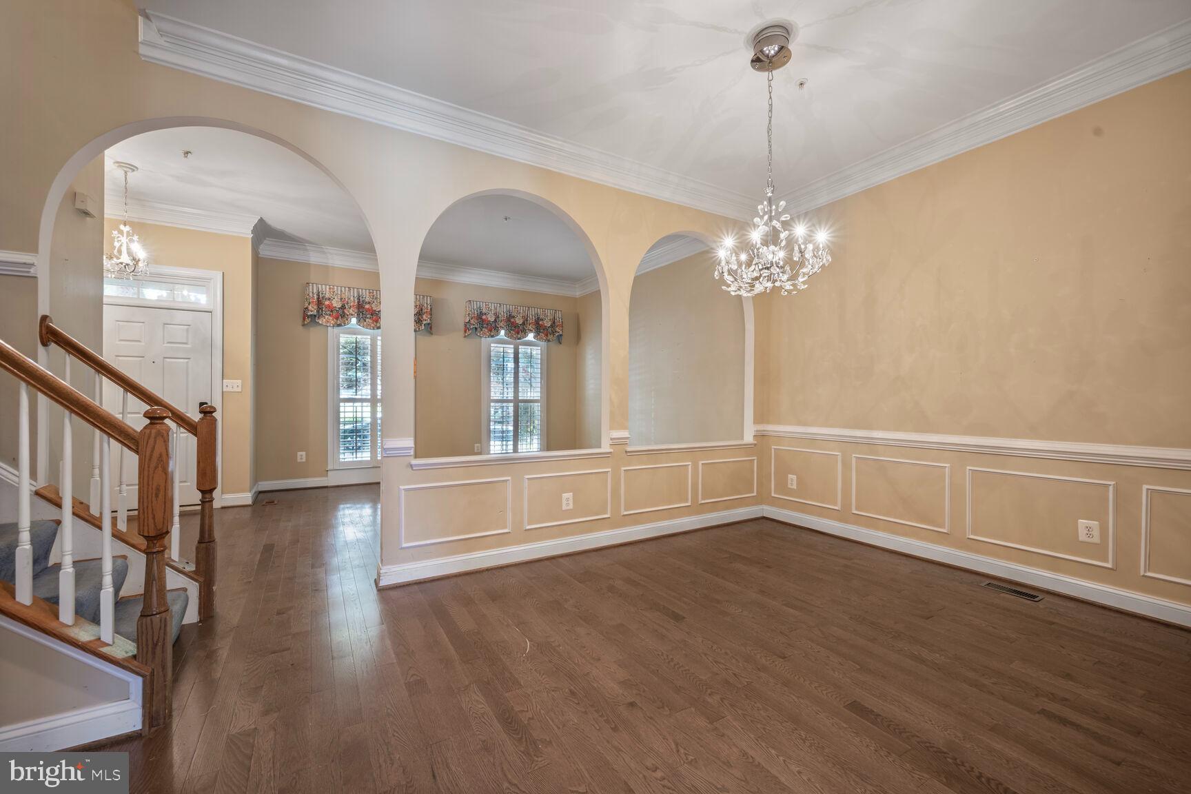 370 Hart Road Gaithersburg, MD 20878 - Photo 5 of 40 Formal dining room