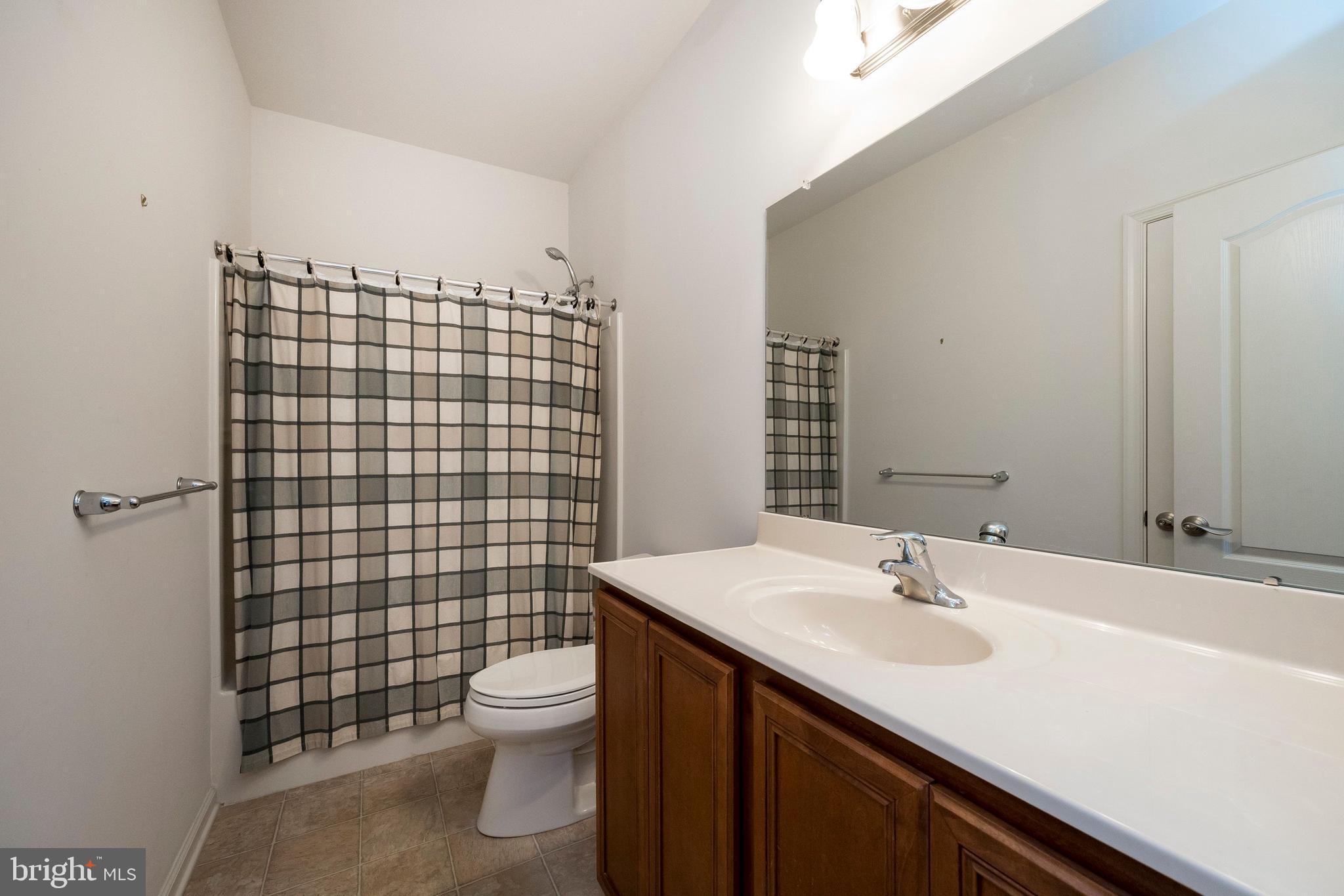 140 Stoyer Road Coatesville, PA 19320 - Photo 17 of 33 2nd Full Bath