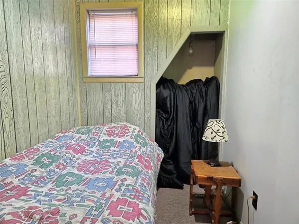 $349,000 | 393 Sugar Lake Drive, Mound City, KS 66056