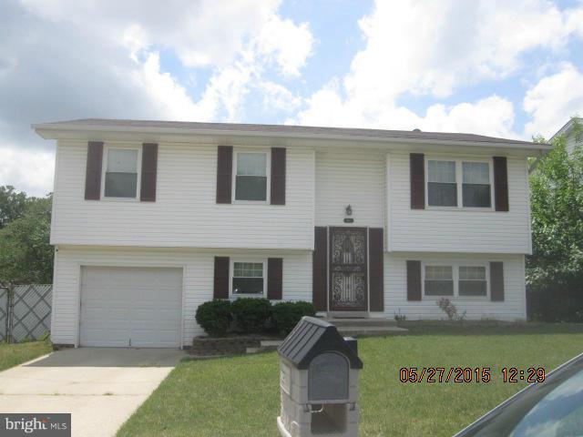 1821 Montreal Road Severn, MD 21144 - Photo 1 of 13 Exterior (Front)