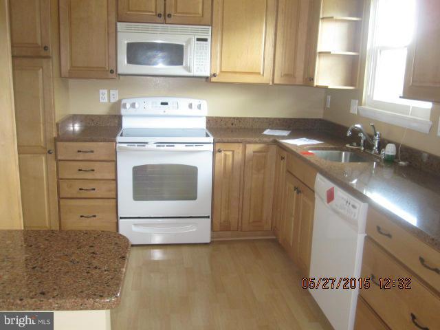 1821 Montreal Road Severn, MD 21144 - Photo 3 of 13 Kitchen