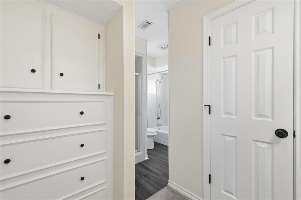 2145 Willow Place, Unit B Carrollton, TX 75006 - Photo 22 of 39